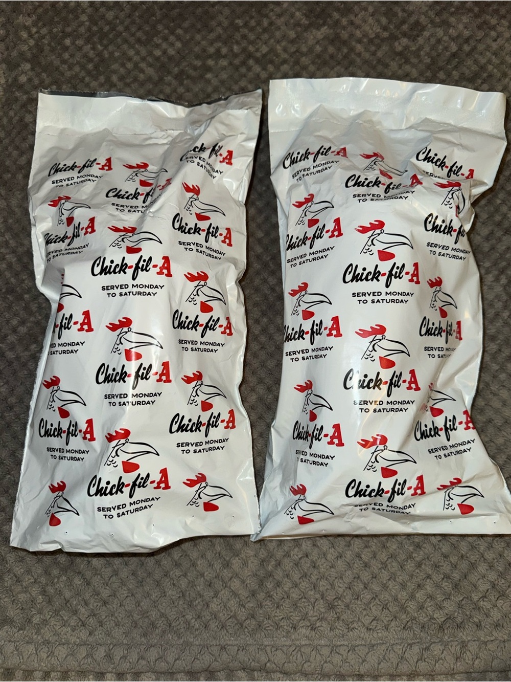 Set of 2 Unsealed Chick-fil-A prize cups